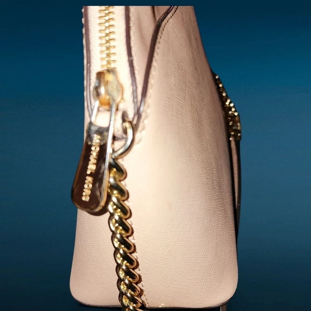 Michael Kors very good